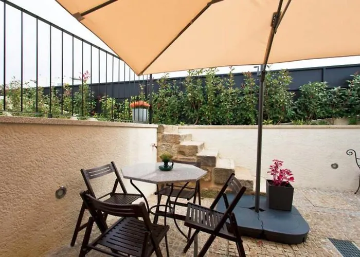 Urban * 빌라노바데가이아